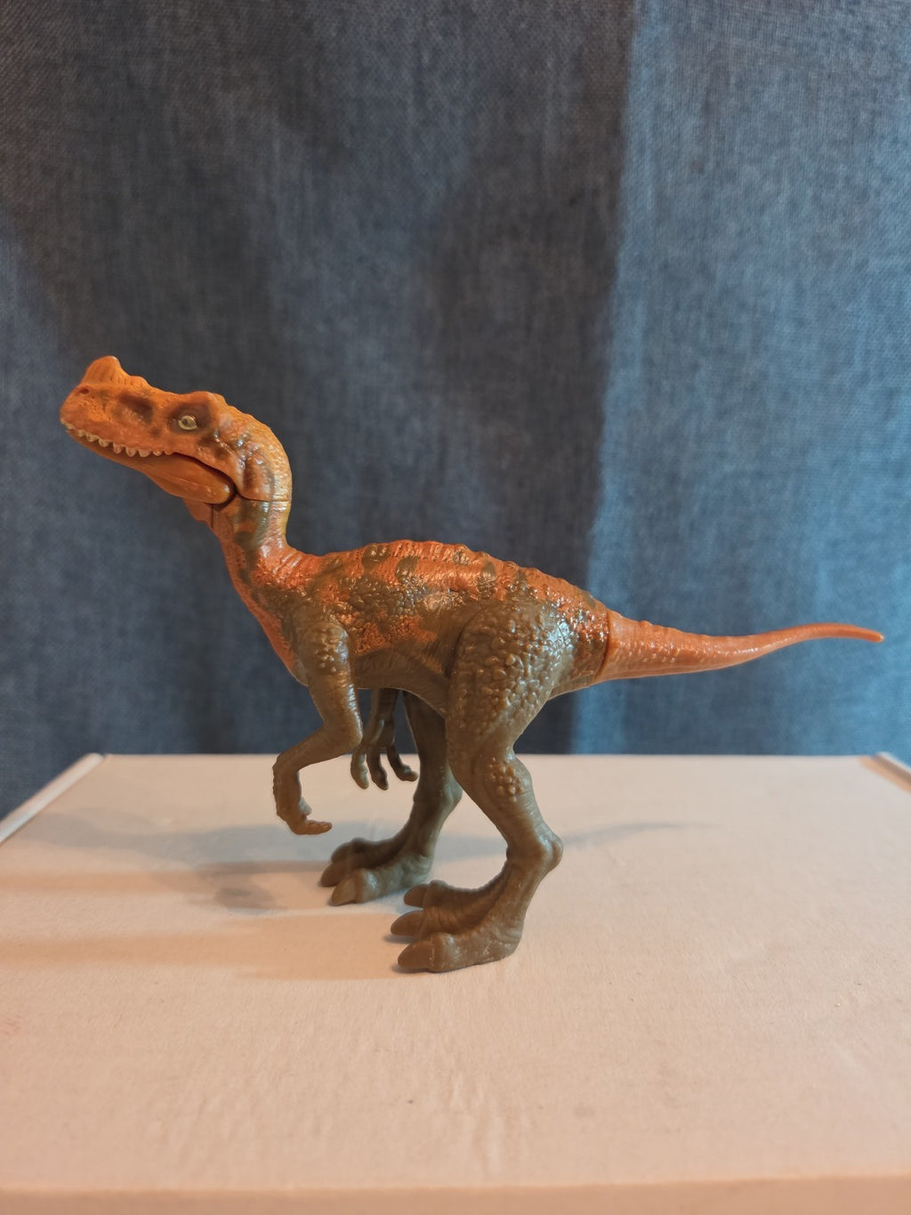 Mattel Jurassic World Attack Pack Proceratosaurus Dinosaur Action Figure