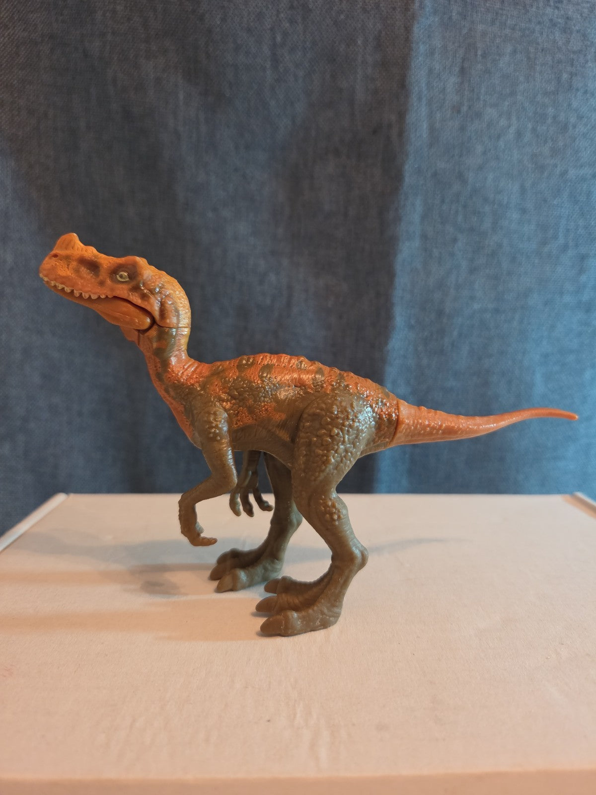 Mattel Jurassic World Attack Pack Proceratosaurus Dinosaur Action Figure