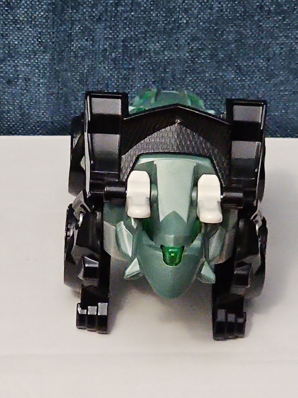 VTech Switch & Go Dinos Turbo Triceratops Transforming Race Car | Friction Motor