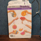 Simplicity 4989 Donna Lang Novelty Wristlet Bag Pattern Y2K