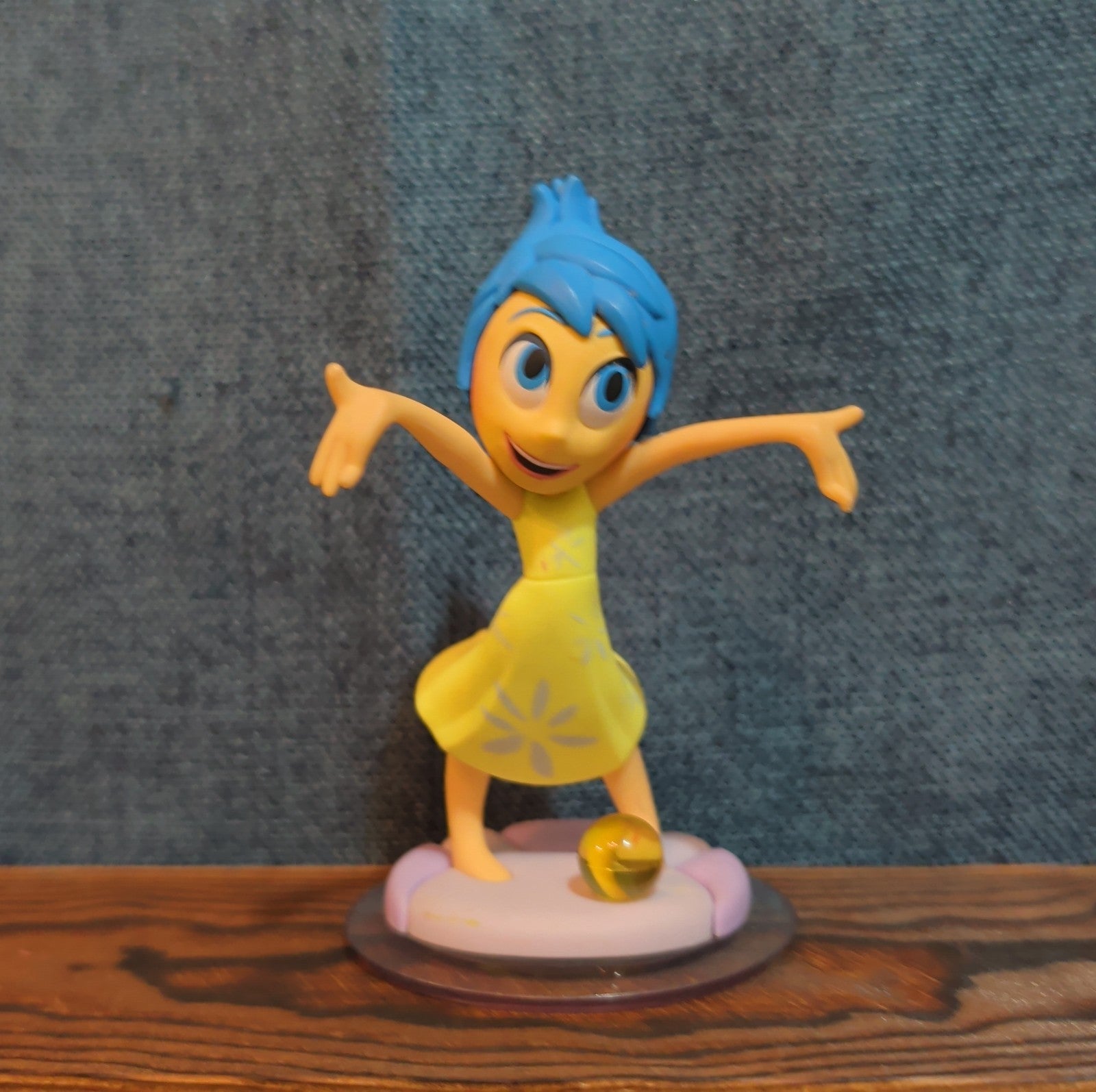 Disney Infinity 3.0 Inside Out Joy & Anger 2 Figure Lot PVC Loose
