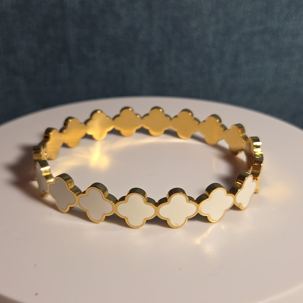 Hinged White Clover Bangle Bracelet Gold Tone Enamel