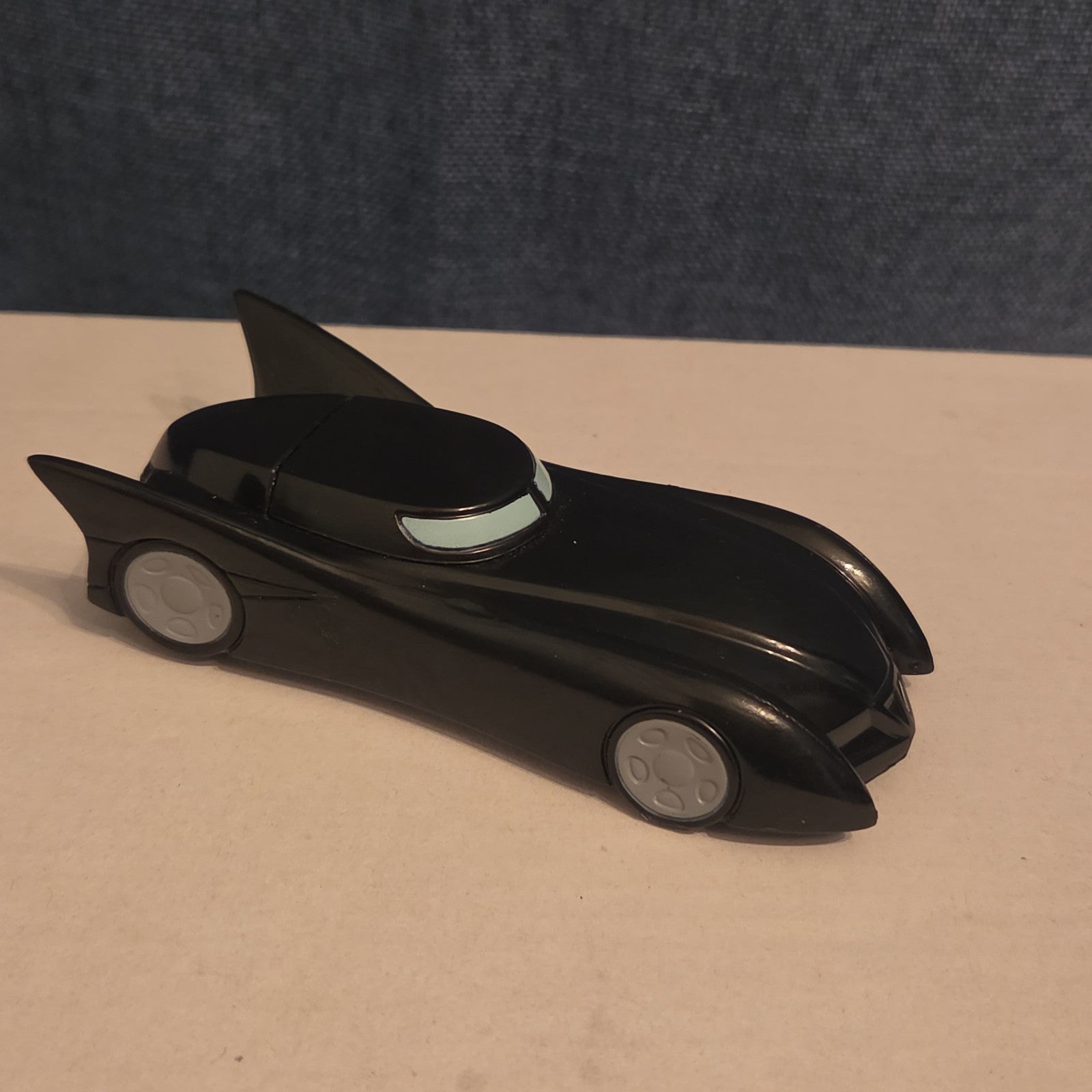 Batmobile 1999 DC Comics Jack In The Box Restaurant Friction Pull Back Toy Car