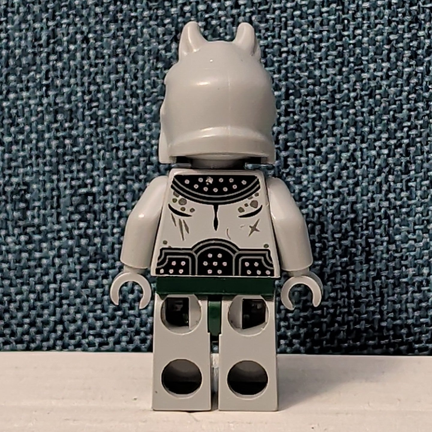 LEGO Legends of Chima RINONA Minifigure | Rhino Tribe loc060 | Retired 70131