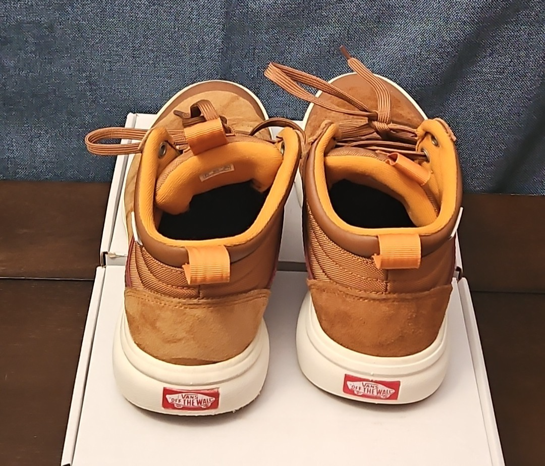 VANS UltraRange Hi DL MTE (Women’s 9.0) (Men's 7.5)
