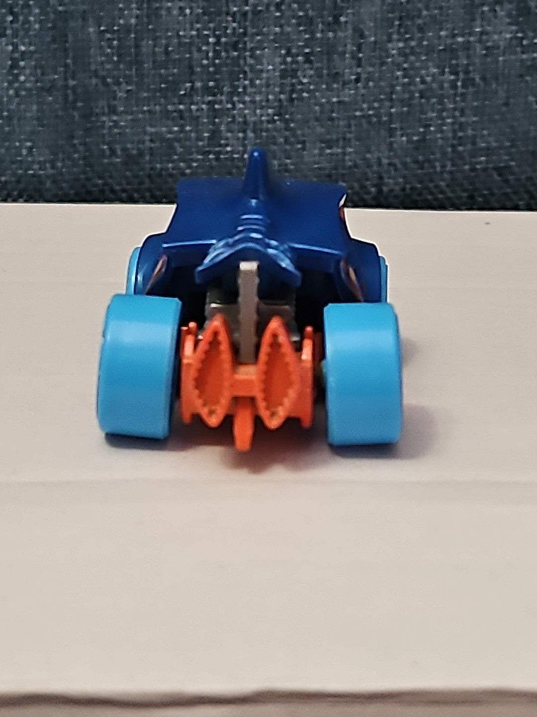 Hot Wheels Piranha Terror | 2013 First Edition | Blue & Orange Creature Car