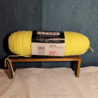 Red Heart Super Saver Pale Yellow 8oz Acrylic Yarn Worsted NWT E300