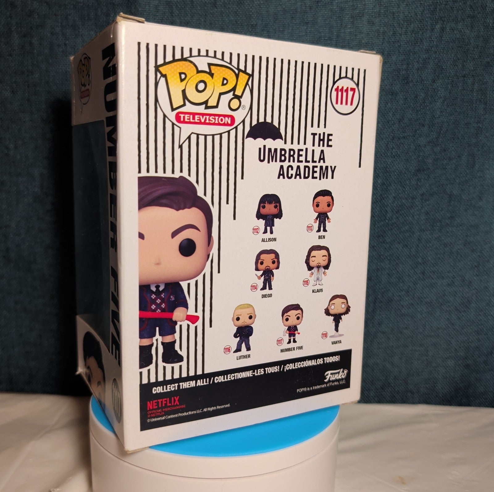 Funko Pop Television Umbrella Academy Number Five 1117 Vinyl in Box w Protector
