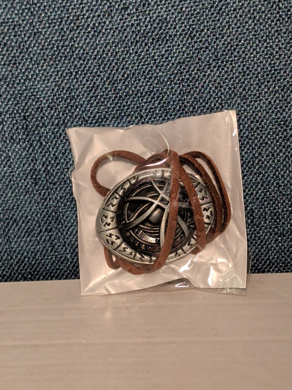 NEW Doctor Strange Eye of Agamotto Necklace 2PC Set | Gold & Silver Cosplay