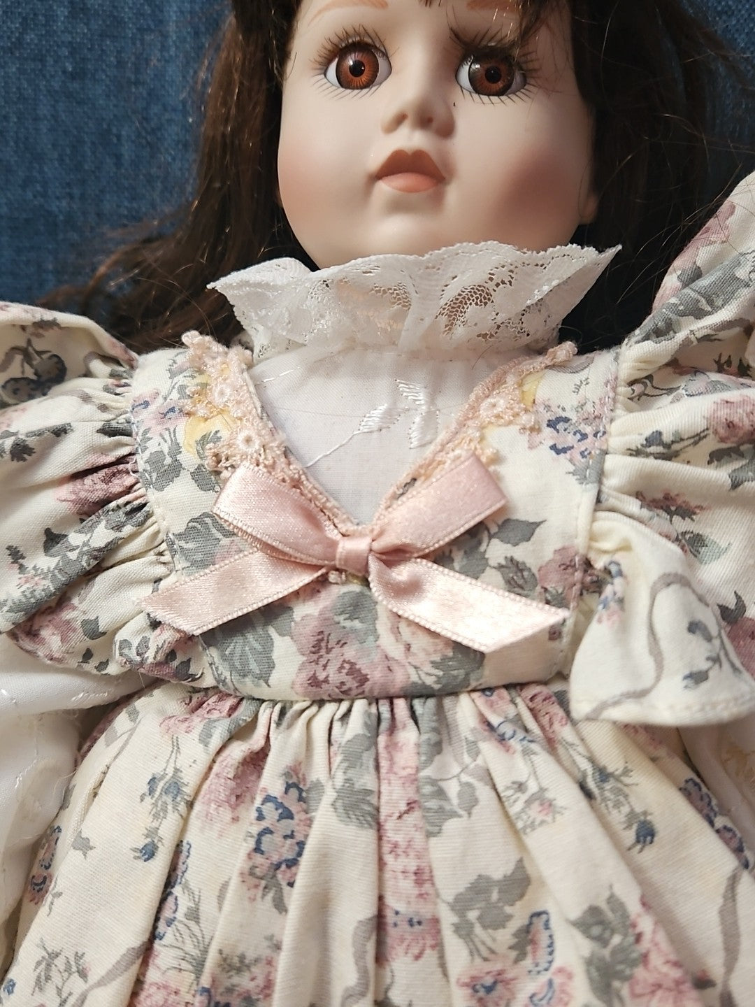 Vintage 1992 JC Penney Porcelain Doll "Victoria" | 18" Brunette Floral Dress
