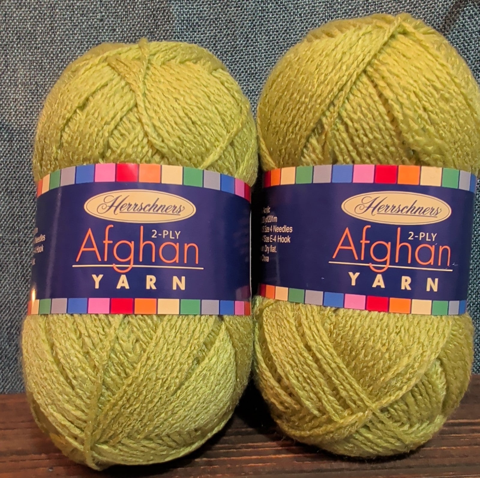 Herrschners Afghan Yarn 2 Ply Celadon Green Acrylic 2 Skein Lot 0046