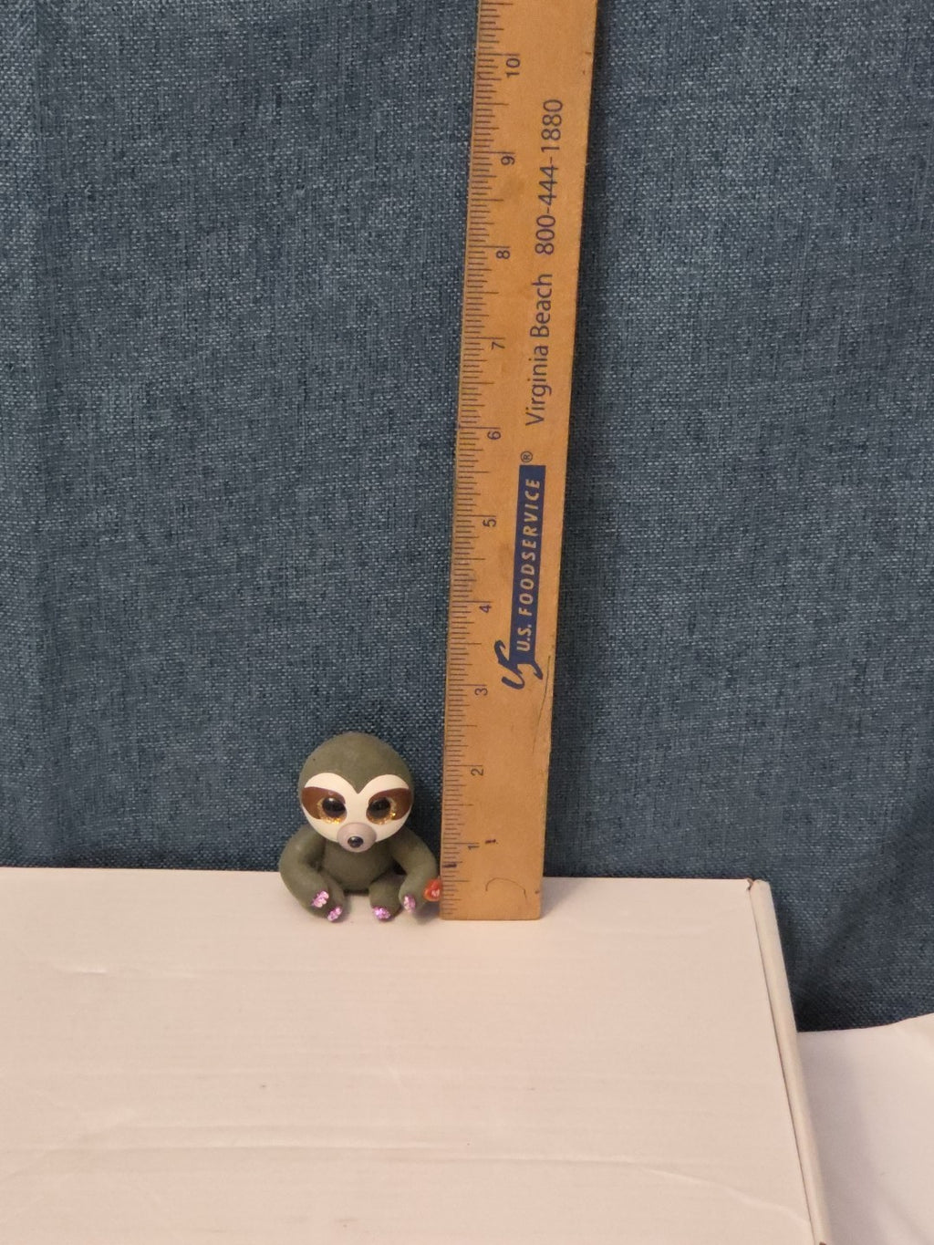 TY Mini Boos Series 4 Dangler The Sloth Figure | 2" Flocked Collectible | Glitte