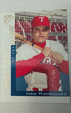 2000 Topps Gallery - Masters of the Game Ivan Rodriguez #115
