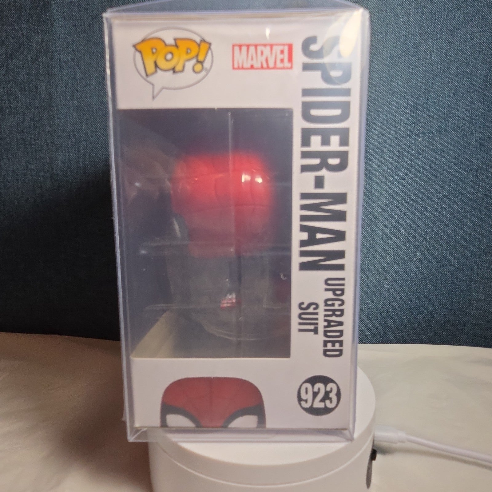 Funko Pop Marvel Spider-Man 923 Upgraded Suit No Way Home in Box with Protector