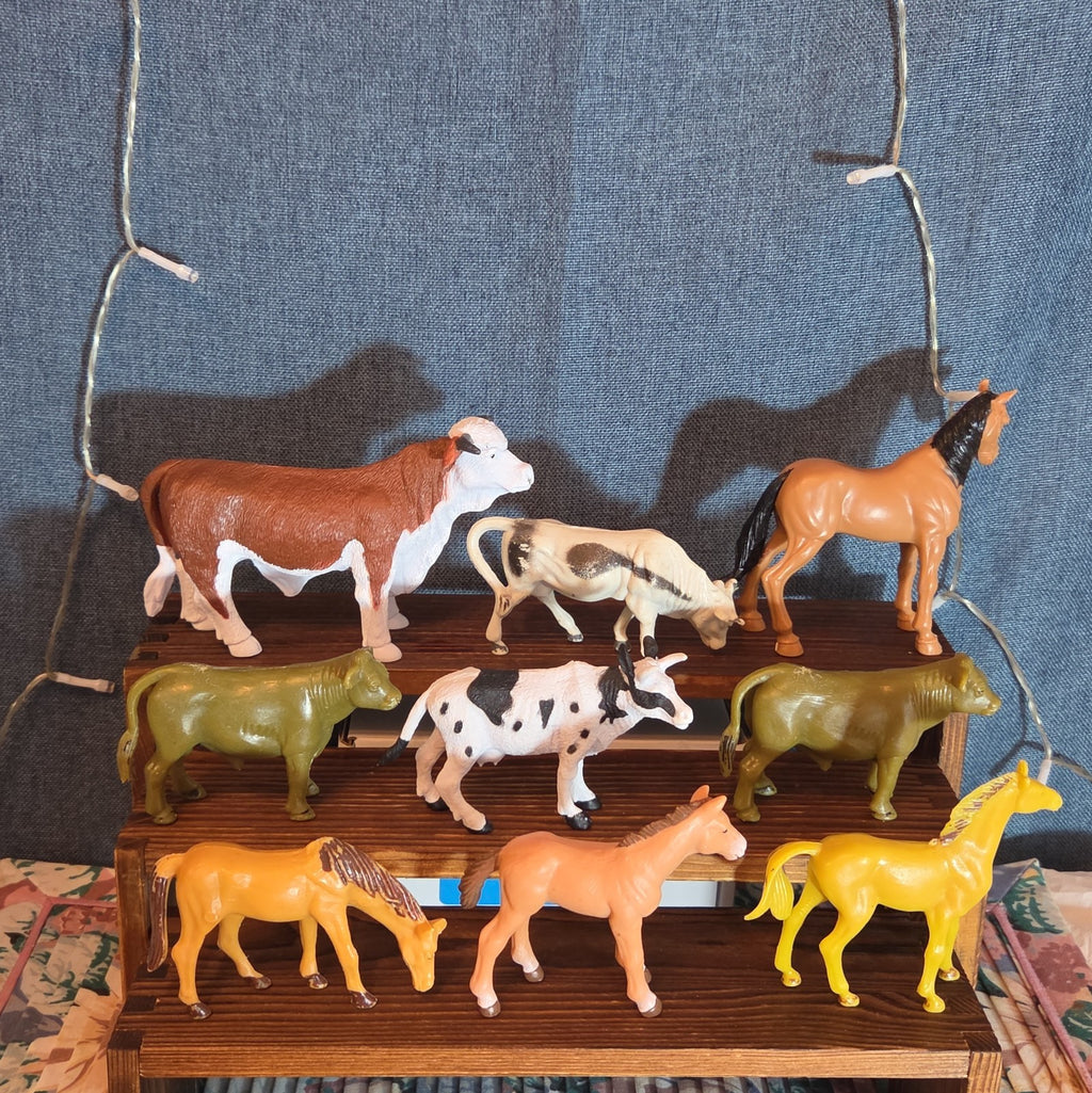 Farm Animals 9Pc Lot Plastic Horses Cows Vintage Style P