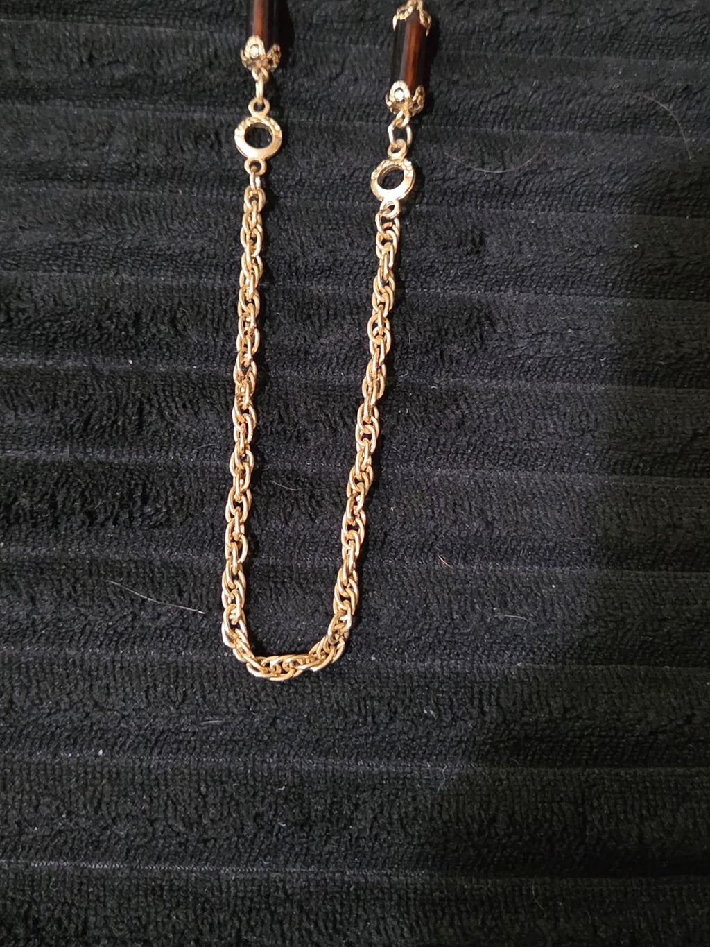 Sarah Coventry Emberwood Long Vintage Necklace 1975 Gold Tone Root Beer Amber