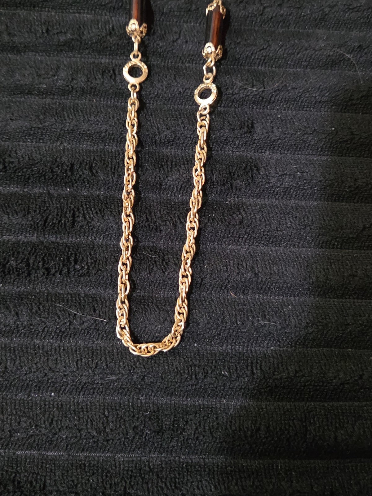 Sarah Coventry Emberwood Long Vintage Necklace 1975 Gold Tone Root Beer Amber