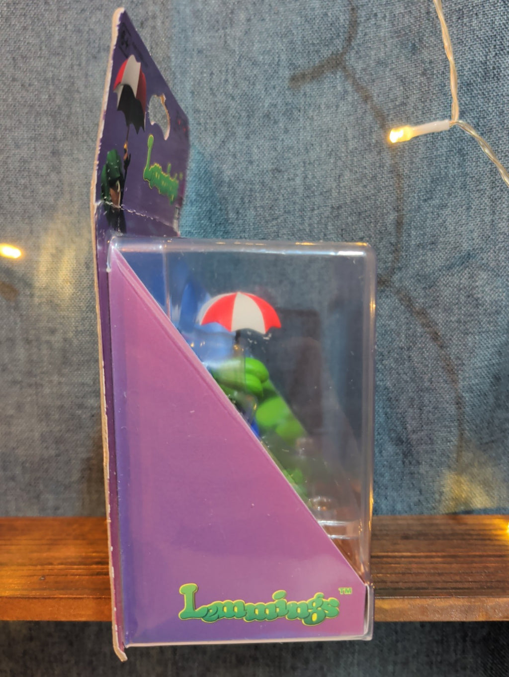 Totaku #17 Umbrella Lemming Figure Sony PlayStation Retro Gaming NIB