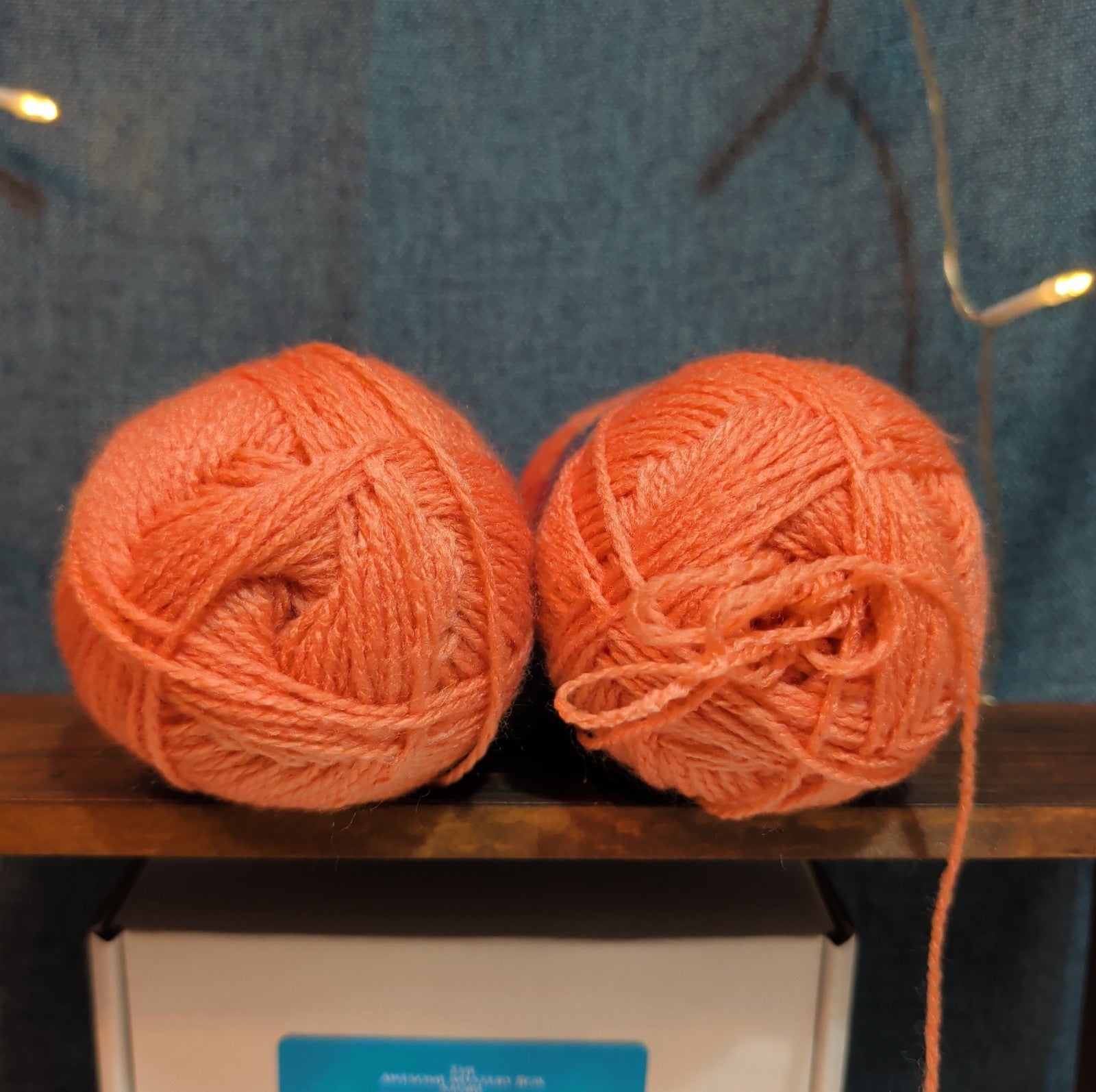 Herrschners Afghan Yarn 2 Ply Coral Rose Acrylic 2 Skein