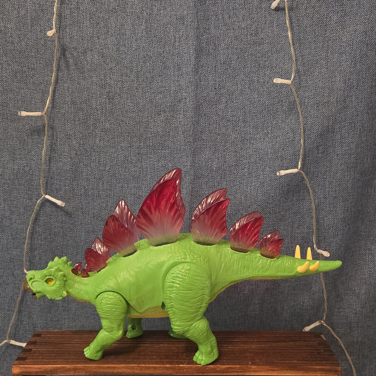 Zuri Inc Stegosaurus Walking Dinosaur Light Up Spikes 12.5