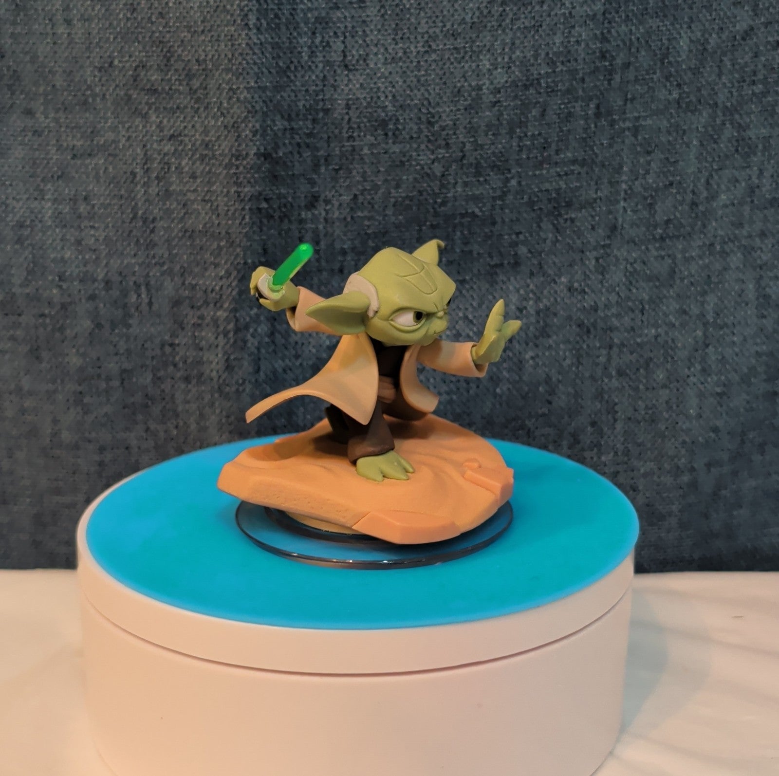 Disney Infinity Yoda Star Wars PVC Figure Loose PreOwned INF-1000202