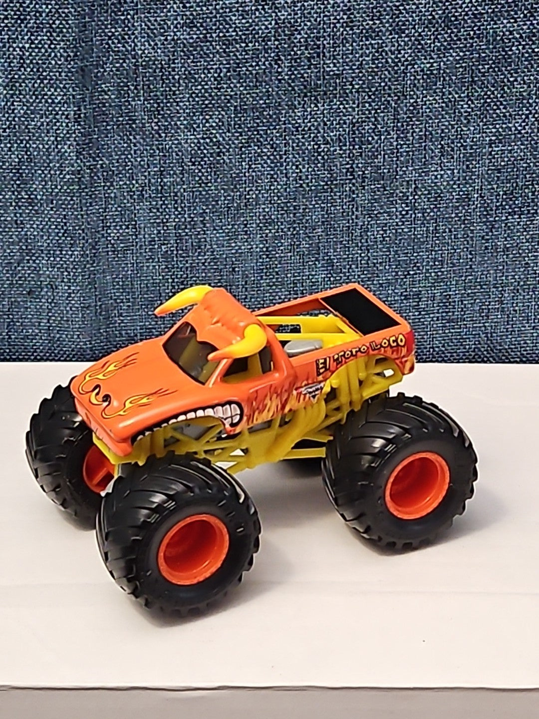 Hot Wheels El Toro Loco Monster Truck | Orange Crazy Bull | 1:64 Scale