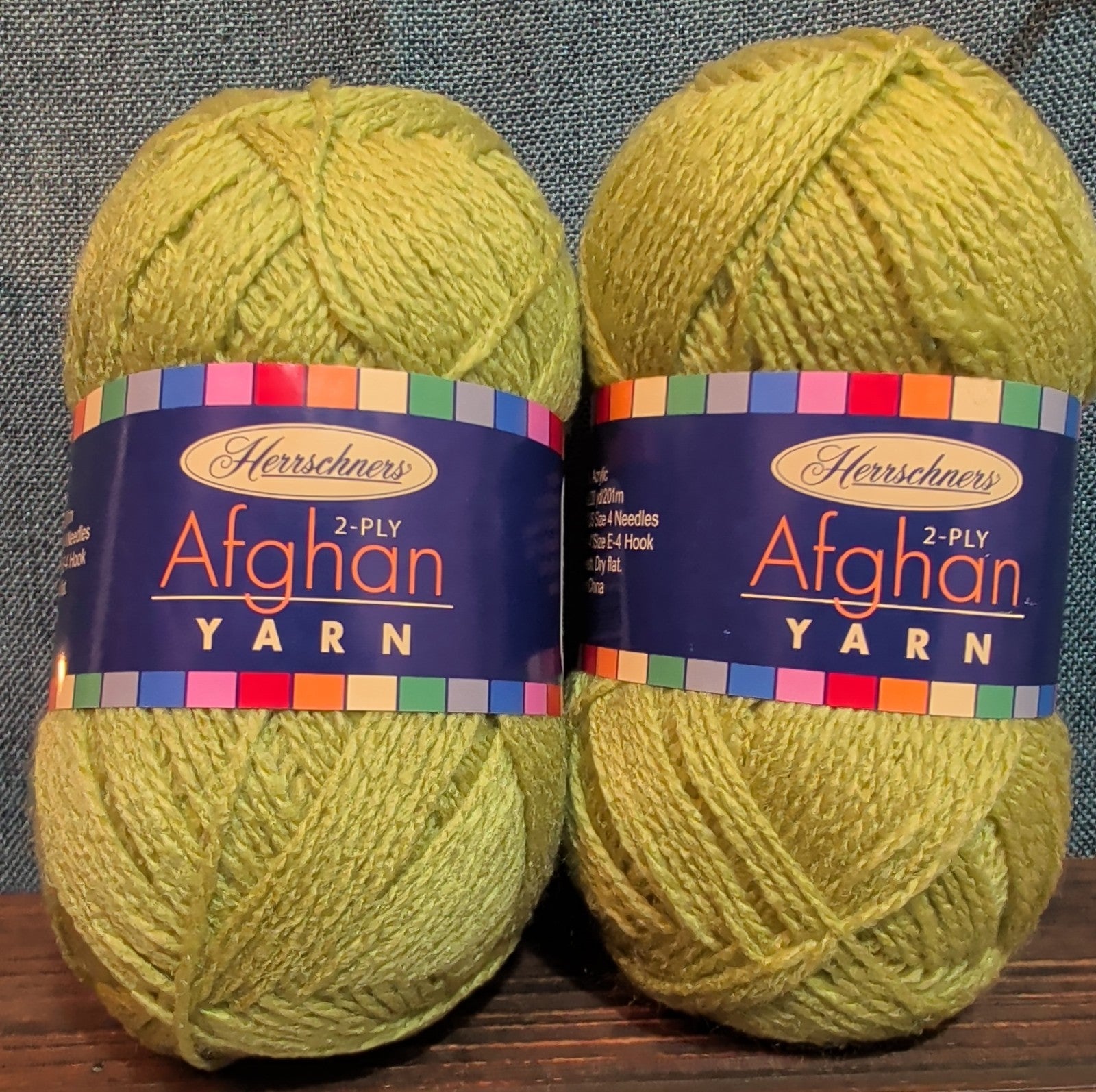 Herrschners Afghan Yarn 2 Ply Celadon Green Acrylic 2 Skein Lot 0046