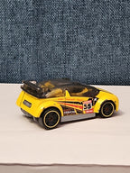 Hot Wheels Super Gnat | 2013 HW Stunt Track Aces | Yellow #55 Race Car