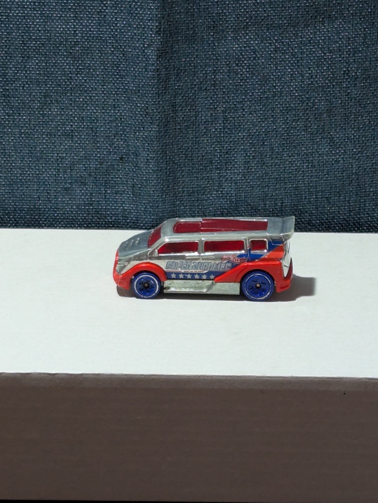 Hot Wheels Speed Box (2012) | Red White & Blue "Super Chromes" |Diecast Van