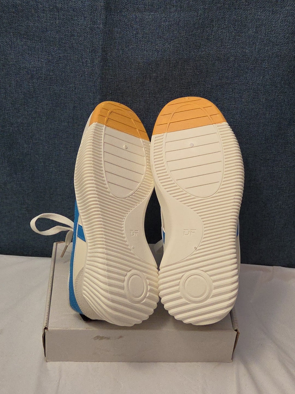 DeFlorance CLOUDEA 2.0 Orthopedic Sneakers | White Blue Women's Size 8 NEW