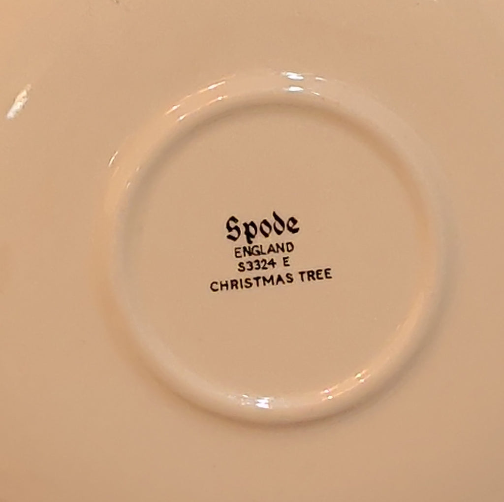 Spode Christmas Tree S3324 England 5.75" Saucers Set 2 Vintage