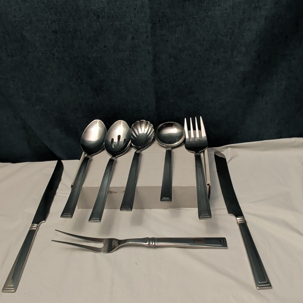 8 Pc HAMPTON SILVERSMITHS PORTFOLIO Serving Set | Glossy Hostess Completer 208